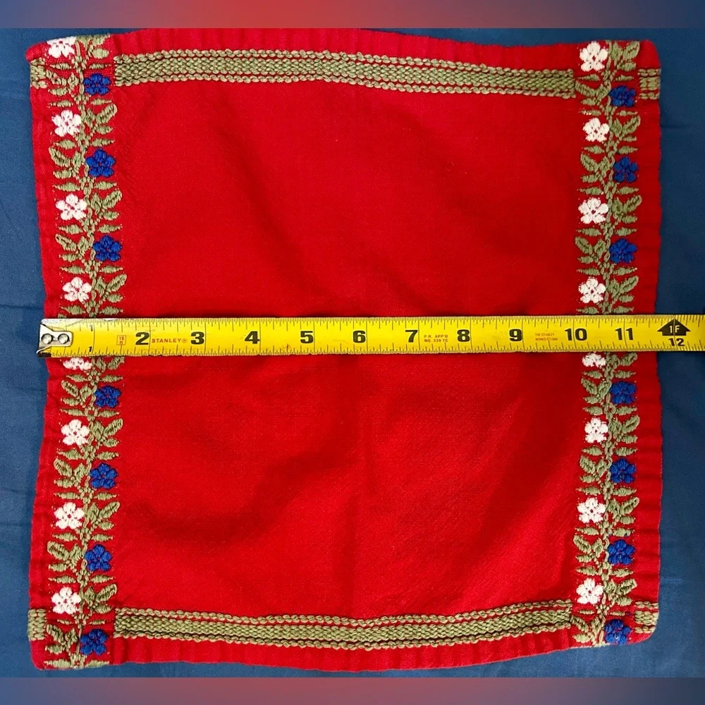 7-Piece Napkins & Table Cloth Set Embroidered Floral Red Washable Farmhouse